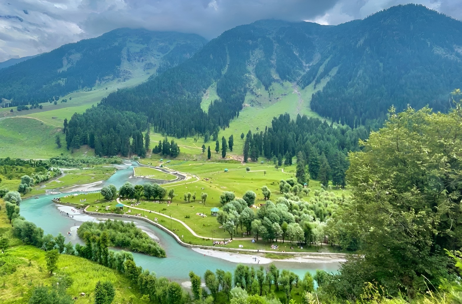Betaab Valley